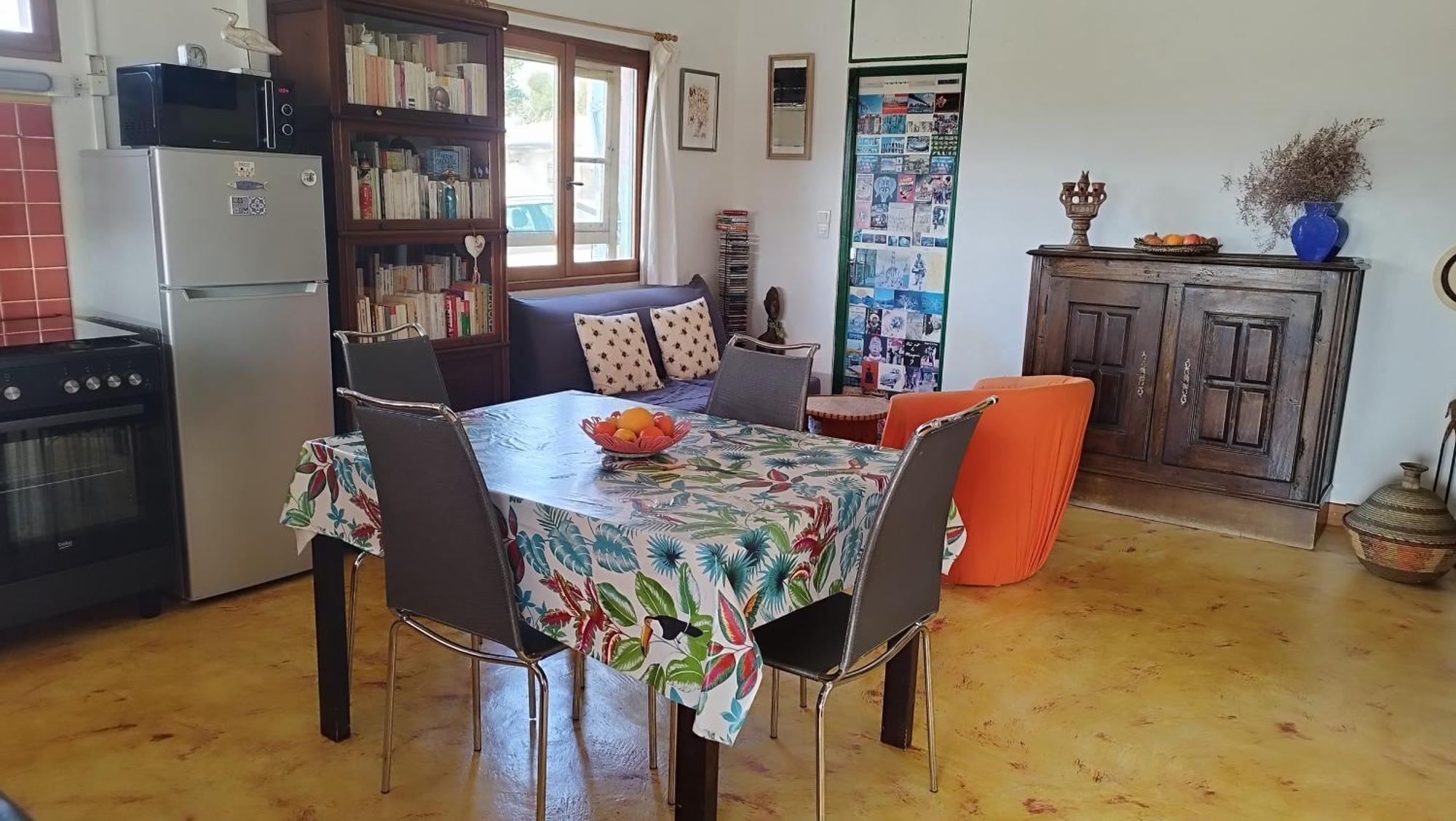 Une Maison Sur Une Presqu'Ile Port-Saint-Louis-du-Rhône Buitenkant foto